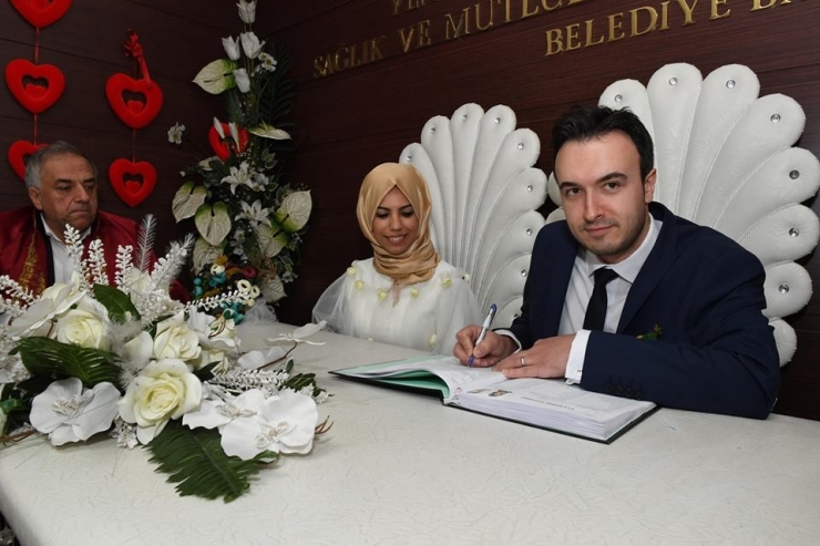 24 Kasım Öğretmenler Günü, Nikahla Renklendi