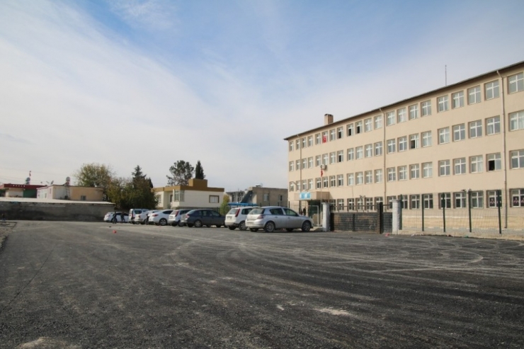 Büyükşehir’den Birecik’te Sıcak Asfalt Atağı