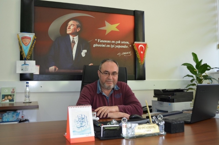 Görme Engelli Okulun Tek Görme Engelli Öğretmeni