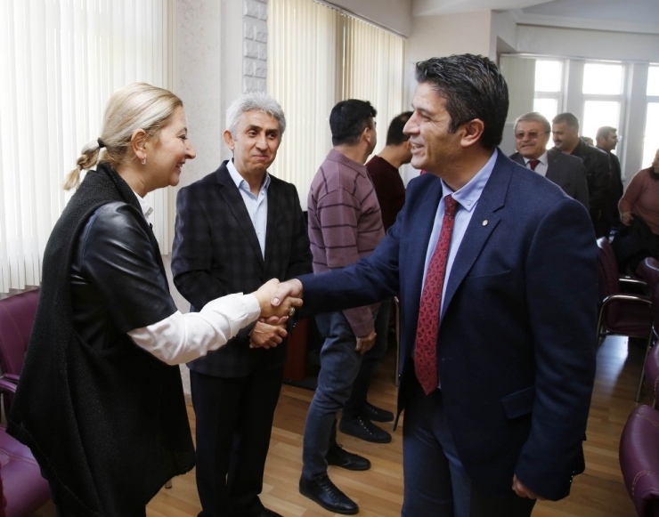 Başkan Genç, Öğretmenleri Unutmadı