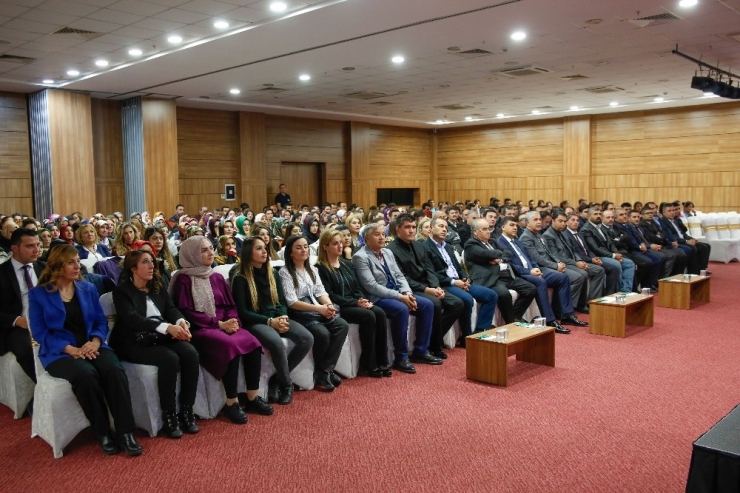 Fadıloğlu Öğretmenlerle Bir Araya Geldi