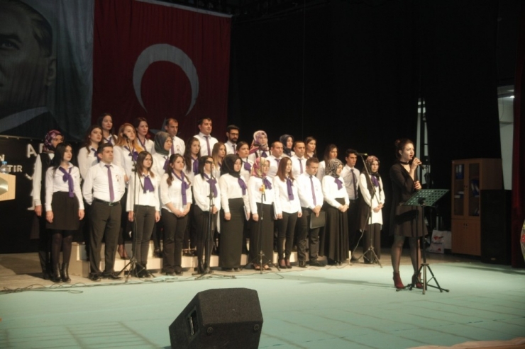 Hakkari’de 24 Kasım Öğretmenler Günü