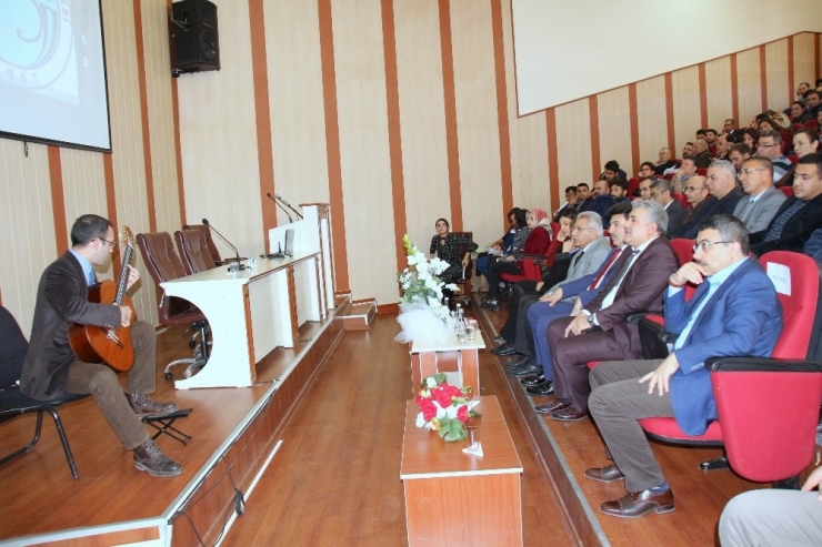 7 Aralık Üniversitesinde 24 Kasım Öğretmenler Günü Kutlandı