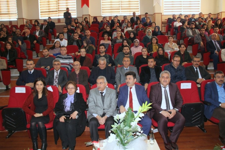 7 Aralık Üniversitesinde 24 Kasım Öğretmenler Günü Kutlandı