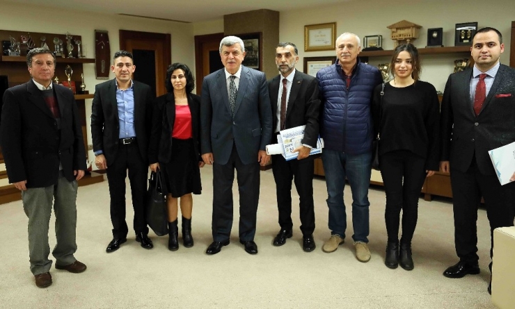 Başkan Karaosmanoğlu’ndan ‘’Tek Millet, Tek Bayrak, Tek Vatan, Tek Devlet’’ Vurgusu