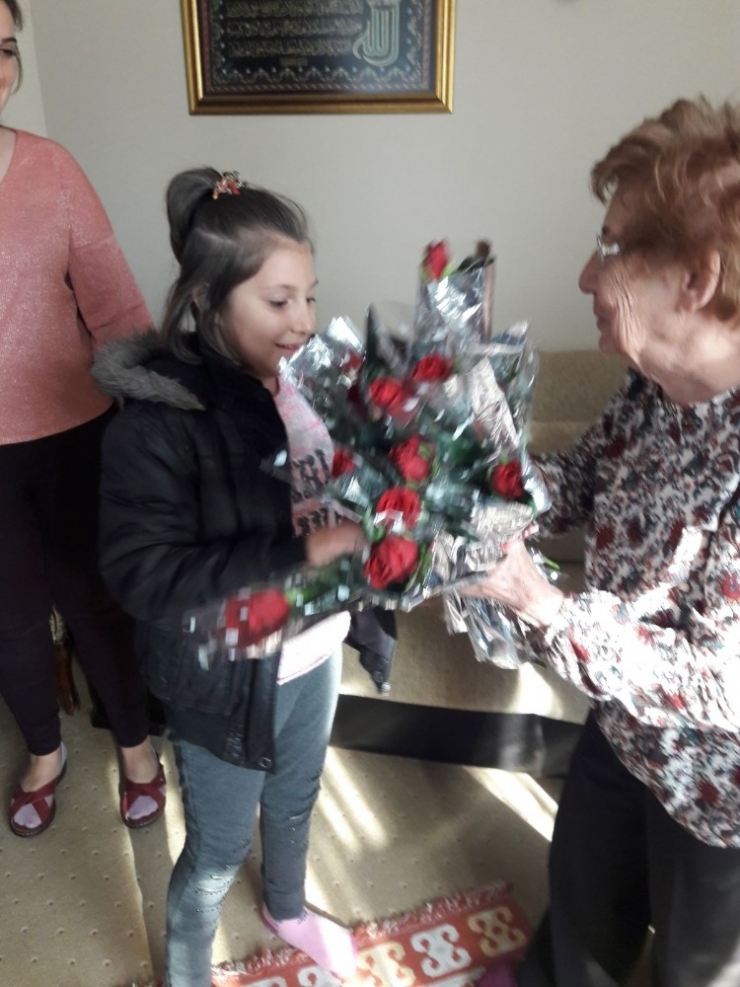 Öğretmenlerinin Öğretmenini Ziyaret Ettiler