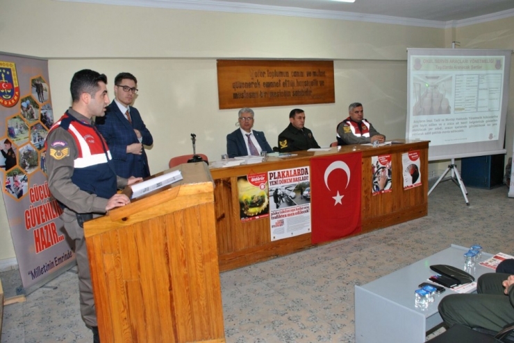 Menteşe’de Jandarmadan Okul Servis Şoförlerine Eğitim