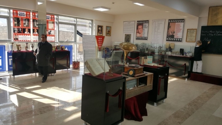 Muş’ta "İl Eğitim Tarihi Müzesi" Açıldı