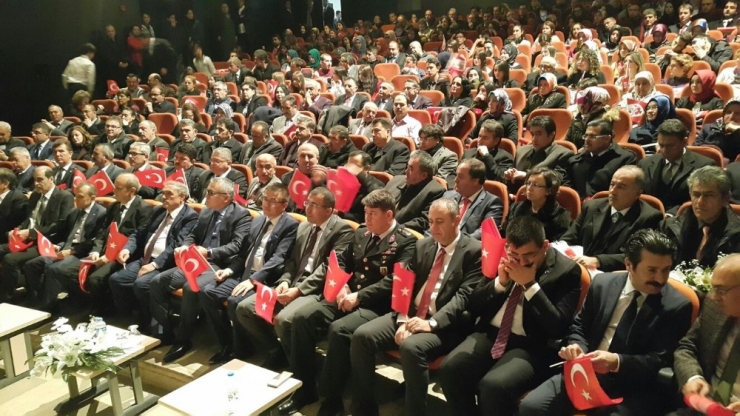 Niğde’de 24 Kasım Öğretmenler Günü Törenle Kutlandı