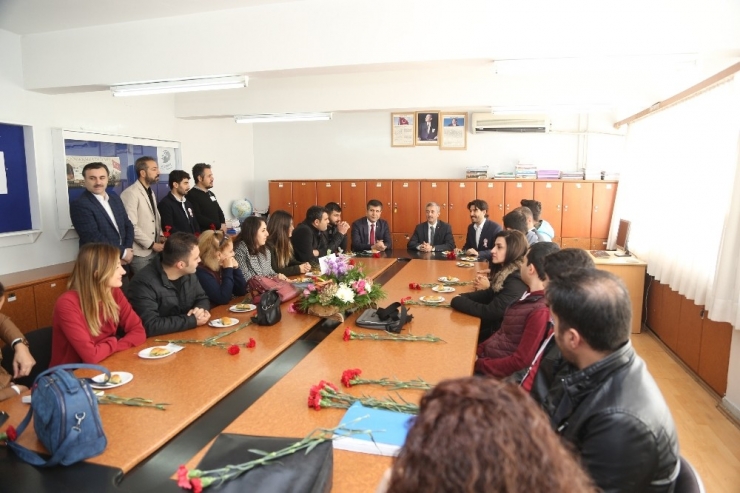 Tahmazoğlu Öğretmenleri Ziyaret Etti