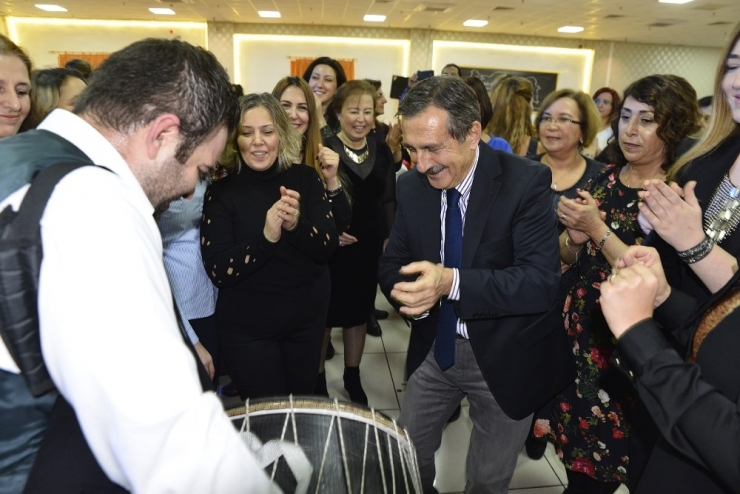 Tepebaşı’nda Öğretmenler Günü Coşkusu