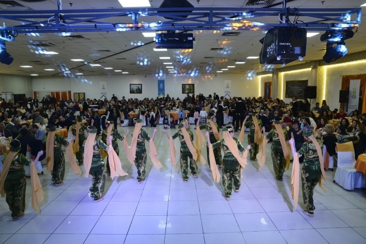 Tepebaşı’nda Öğretmenler Günü Coşkusu