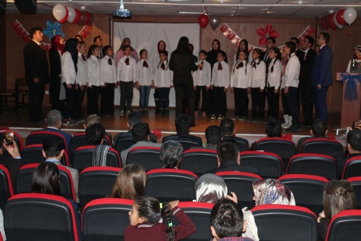 Çaldıran’da 24 Kasım Öğretmenler Günü