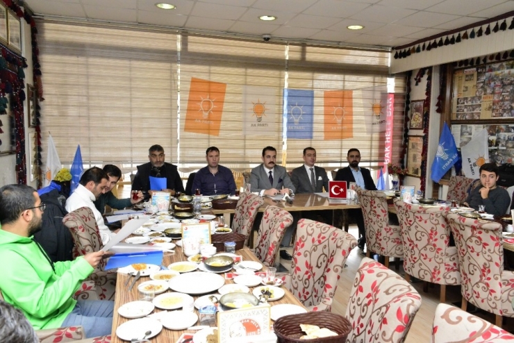 Avukat Kıylık, Ak Parti Van İl Başkanlığına Aday Oldu