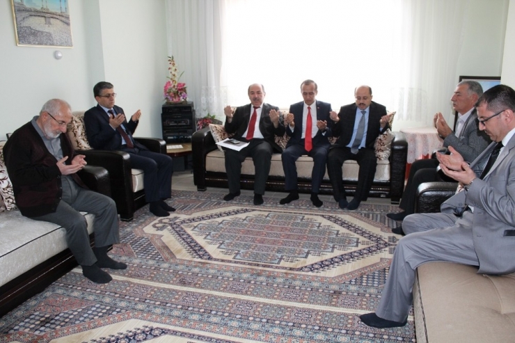 Sungurlu’da Öğretmenler Günü Kutlandı