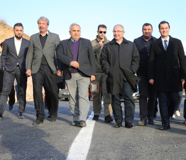 7 Yılda Bitirilemeyen Yolu Kayyum Bitirdi