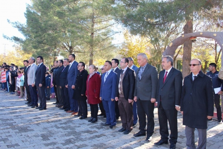 Hani’de 24 Kasım Öğretmenler Günü Kutlandı