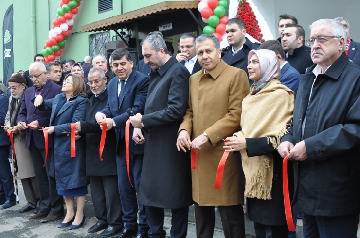 Adalet Bakanı Abdulhamit Gül: “Mısır’daki Saldırı Tüm İnsanlığa Yapılmıştır”