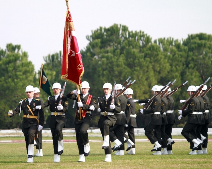 Erdoğan, Astsubayların Mezuniyet Sevincine Ortak Oldu