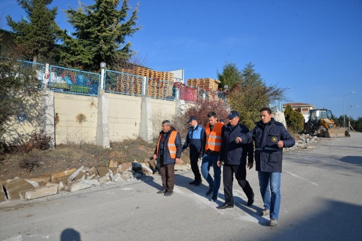 Bilecik Belediyesi Tarafından Yapılan Alt Yapı Çalışmalarına Sıkı Denetim