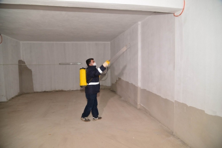 Zararlı Vektörlerle Mücadelede 55 Bin 300 Litre İlaç Kullanıldı