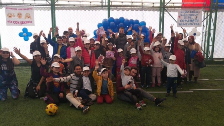 Diyabet Haftası Düzce Üniversitesi’nde Dolu Dolu Geçti