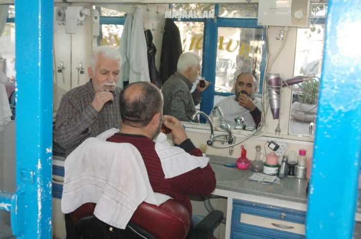 3 Metrekare Dükkana 35 Yılını Sığdırdı