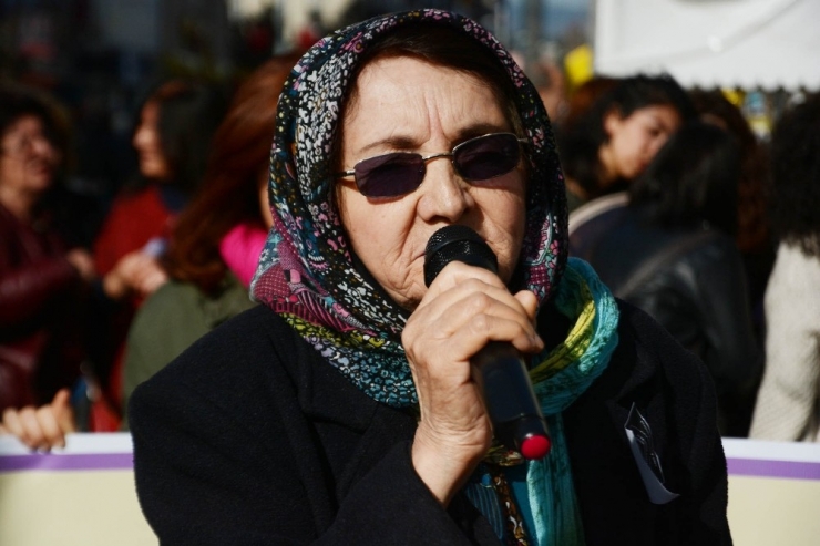 Uşak’ta 25 Kasım Kadına Yönelik Şiddetle Mücadele Günü Dolayısıyla Etkinlik Düzenlendi