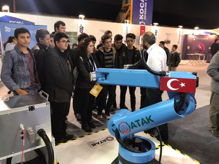 Başbakan Yardımcısı Işık’tan ’Atak Robot’a Özel İlgi