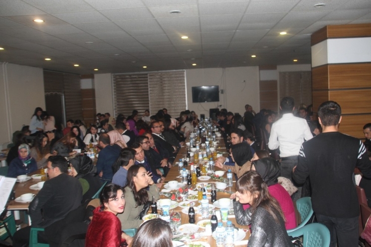 Malazgirt’te Öğretmenler Günü Etkinliği