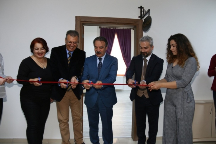 Yabancı Diller Yüksekokulunda ‘A Cup Of English’ Etkinlik Alanı Açıldı