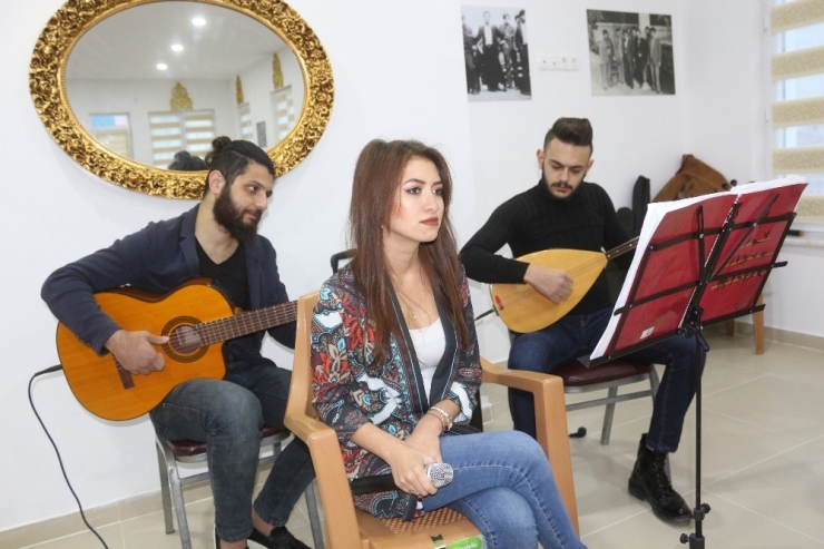 Öğretmenler Onuruna Akşam Yemeği