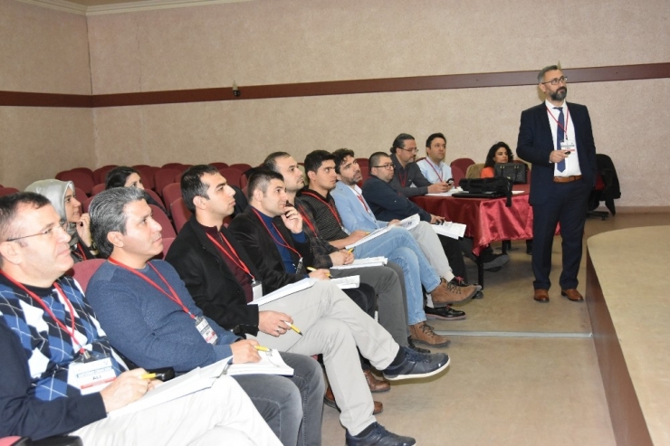 Çocuk Ürolojisine Dair Her Şey Bu Kursta Anlatıldı