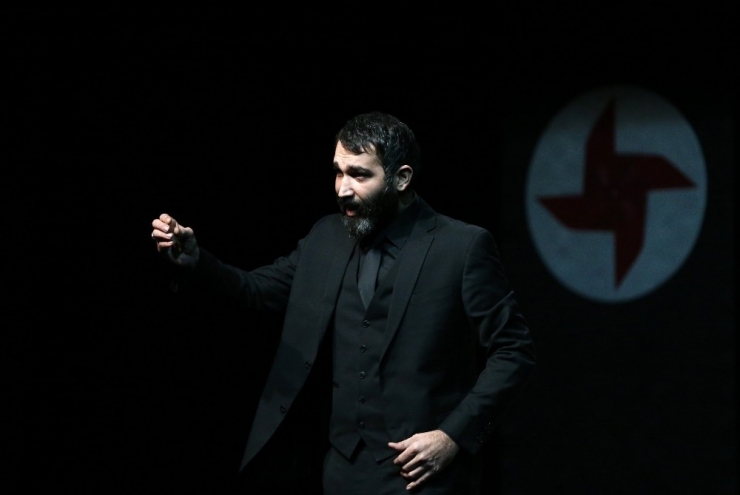 "Sadece Diktatör" Oyununa Yoğun İlgi