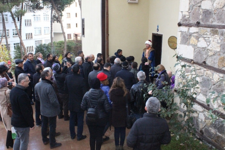 Akademisyenlerden Müzeye Tam Not