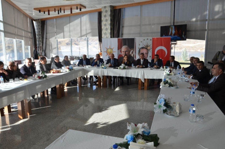 Ak Parti Belediye Başkanları İstişare Toplantısı