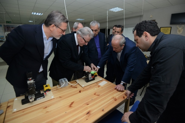 Btso Başkanı İbrahim Burkay: "Türkiye’ye Örnek Olan Projelerimiz Ortak Aklın Ürünü"