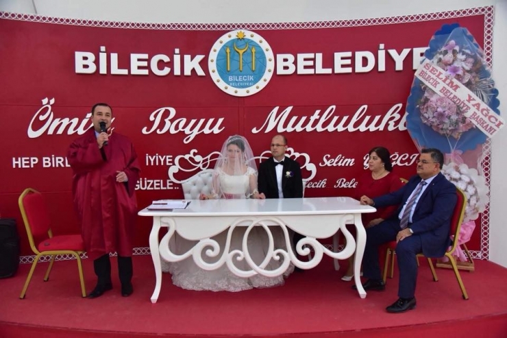 Başkan Yağcı, Genç Çiftin Mutluluklarına Şahitliğini Yaptı