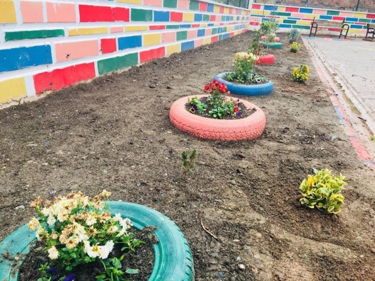 Eğitime Renk Katan Öğretmen