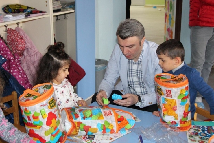 Hani Belediyesinden Bin 184 Okul Öncesi Öğrenciye Dergi Ve Eğitici Materyal Desteği