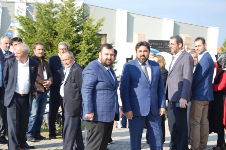 Ak Parti Ayvalık İlçe Kongresi’nde Başkanlığa Hasan Kıtay Seçildi