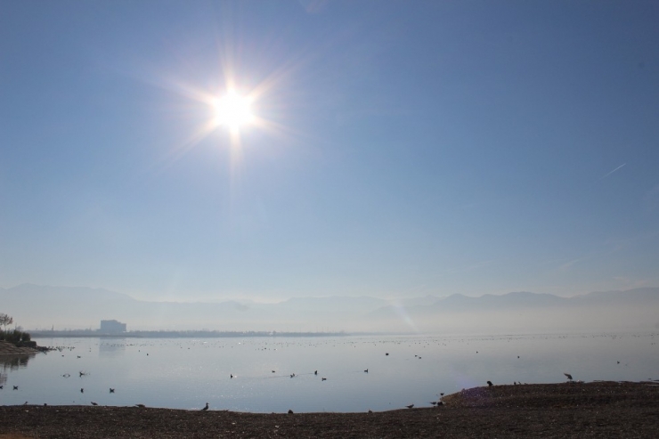 Kocaeli’deki Sıcaklık Yaz Günlerini Aratmıyor