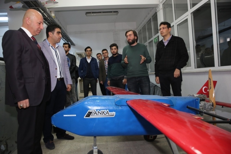 Çolakbayrakdar, "Gelecek Nesilleri Teknoloji İle Buluşturacağız"