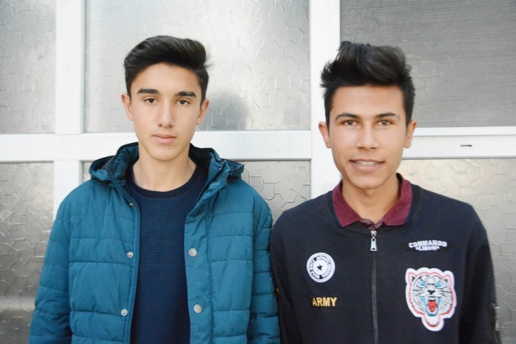 "Suya Vefa, Havaya Vefa, Toprağa Vefa"