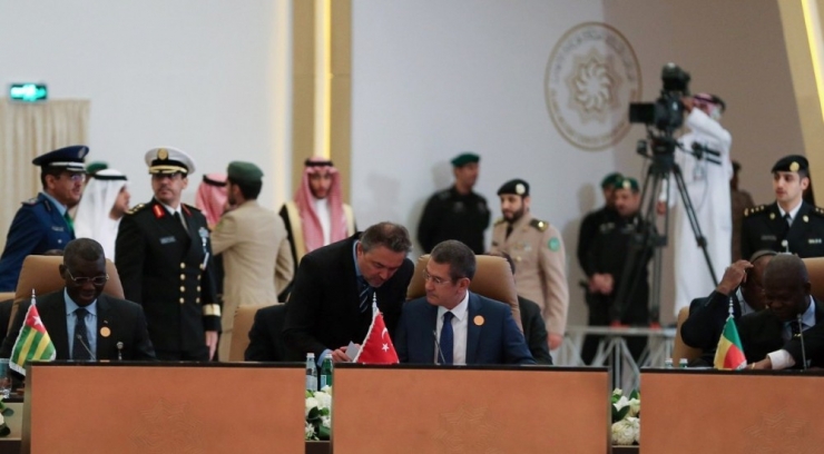 Bakan Canikli: “Teröristleri Mazeret Ve Bahanelerinden Mahrum Bırakmanın Tek Yolu Birlik Olmaktır”