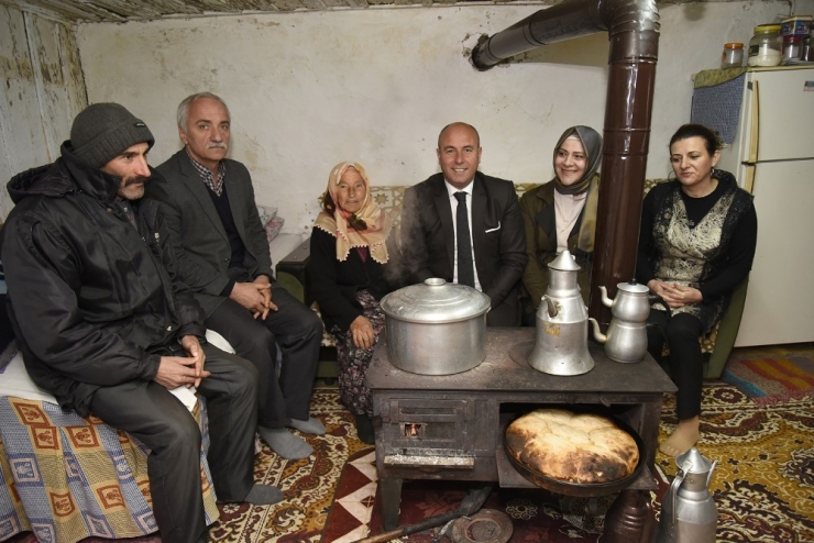 Tekkeköy Belediyesi, Bir Aileyi Sıcak Yuvaya Kavuşturdu