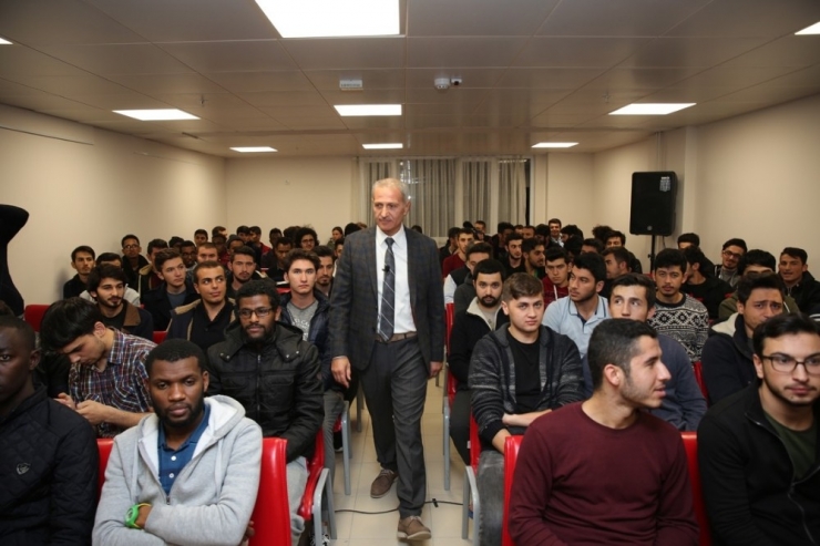 Başkan Dişli, "Kariyer Günleri"nin Konuğu Oldu