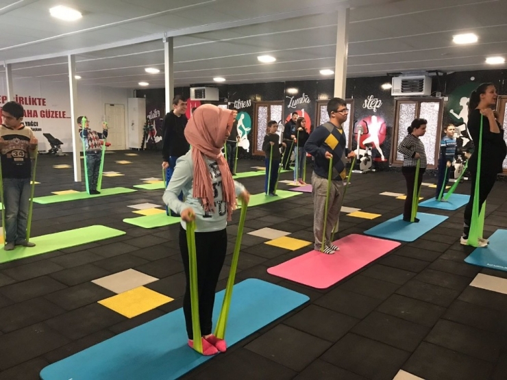 “Biz Birlikte Hareket Ediyoruz” Etkinliği Devam Ediyor