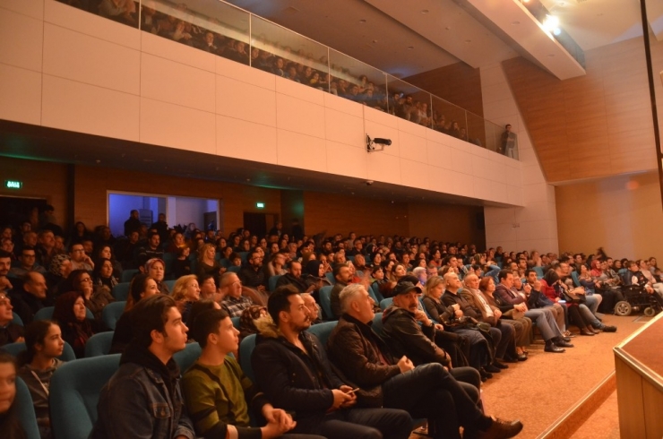 Bozüyük Belediyesi 3. Uluslararası Tiyatro Festivali İz Bıraktı
