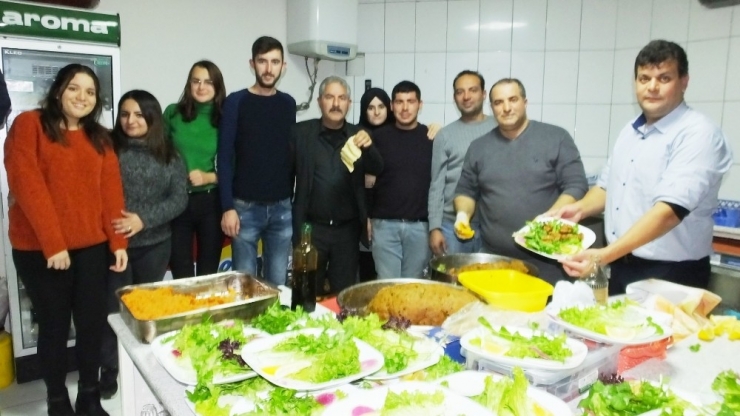 Burhaniye’de İş Yerlerinde Kadın İstihdamı Artıyor